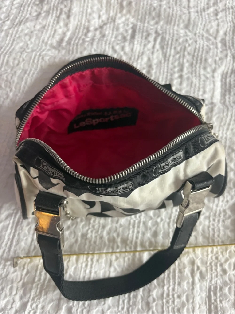 LeSportSac L.AM.B. Gwen Stefani Black and White Graphic Mini Barrel Bag - Picture 5 of 6